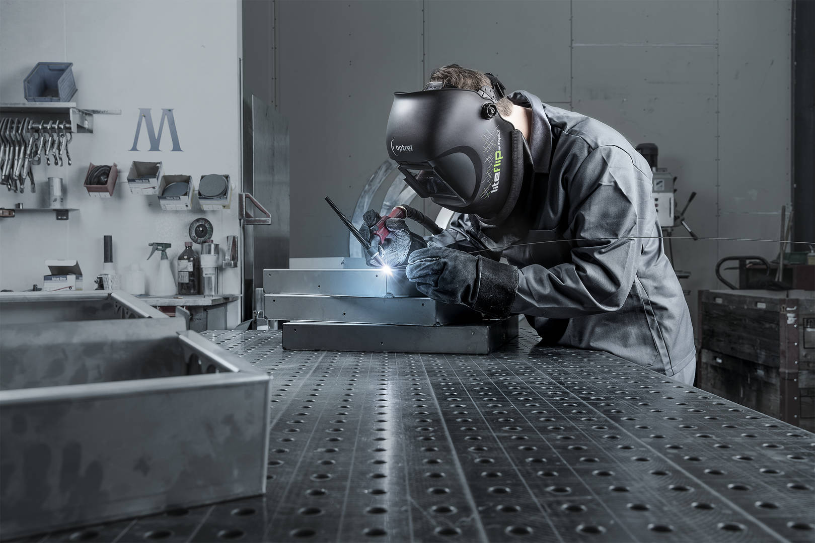 Liteflip Autopilot - schwarz: Schweisshelm Flip Up mit variabler Schutzstufe